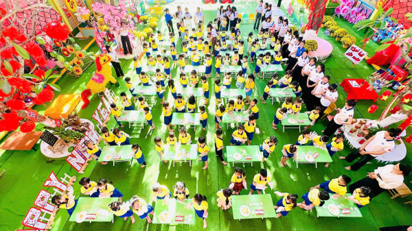 CHUỖI HOẠT ĐỘNG TRẢI NGHIỆM ĐÓN XUÂN TẠI TRƯỜNG MẦM NON SAO BIỂN