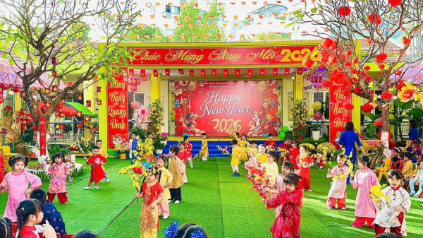 CHUỖI HOẠT ĐỘNG TRẢI NGHIỆM ĐÓN XUÂN TẠI TRƯỜNG MẦM NON SAO BIỂN